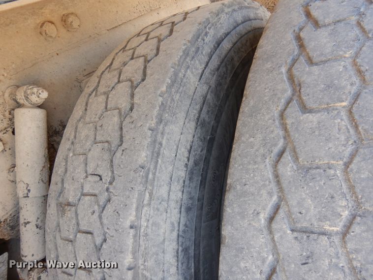 image for item GC9960 2004 Sterling L-Line  ready mix truck