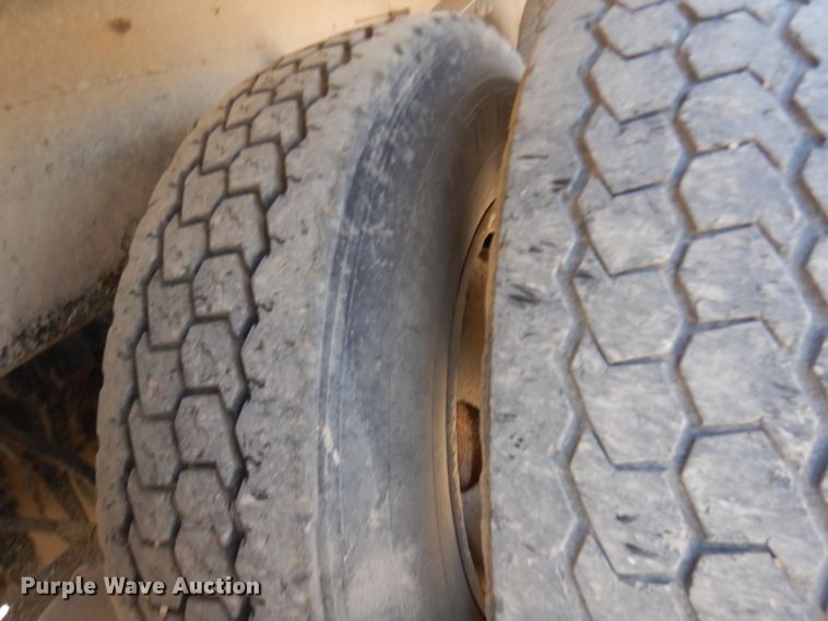 image for item GC9960 2004 Sterling L-Line  ready mix truck