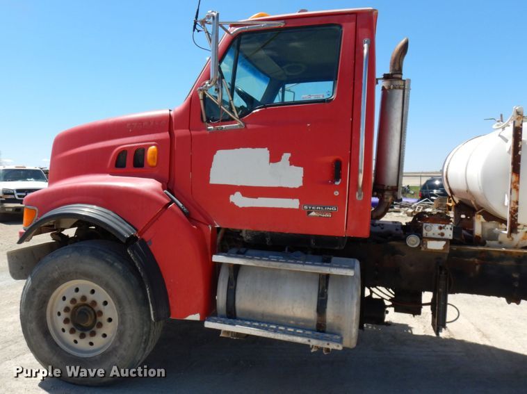 image for item GC9964 2004 Sterling L-Line  ready mix truck