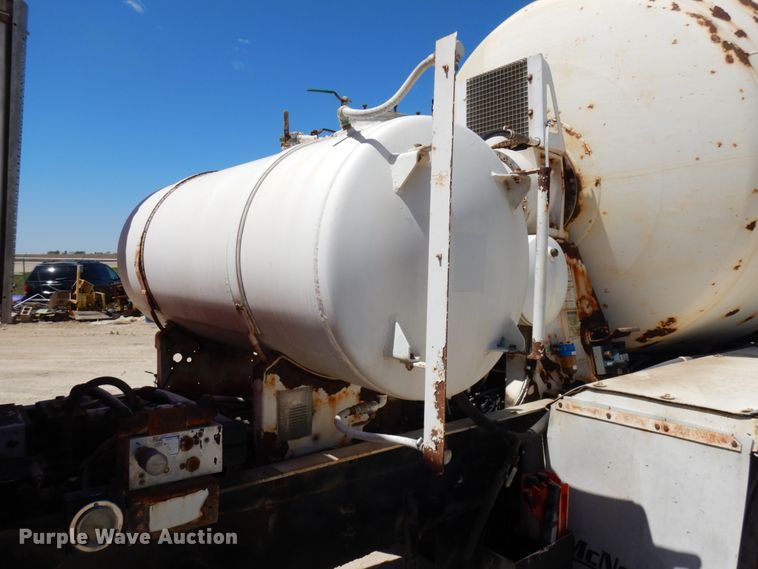 image for item GC9964 2004 Sterling L-Line  ready mix truck