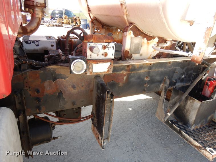 image for item GC9964 2004 Sterling L-Line  ready mix truck