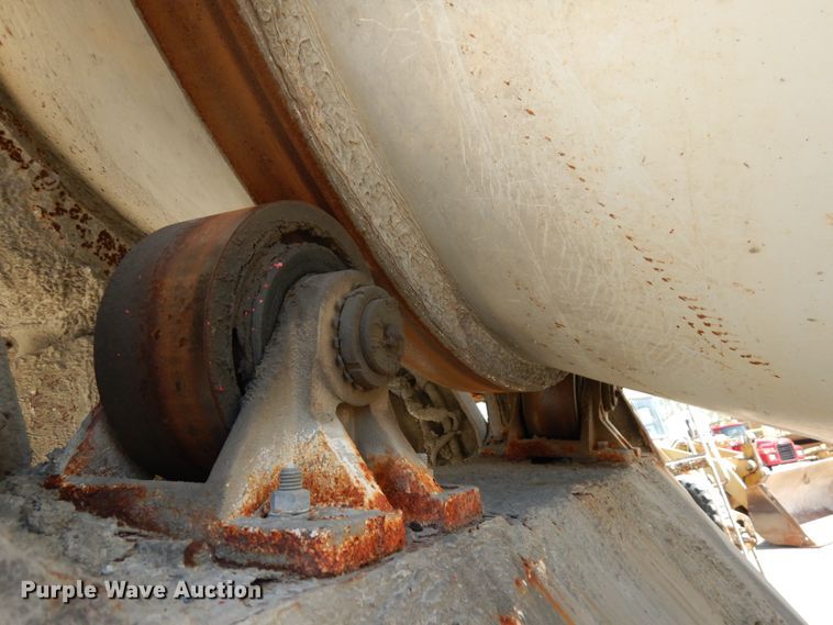 image for item GC9964 2004 Sterling L-Line  ready mix truck