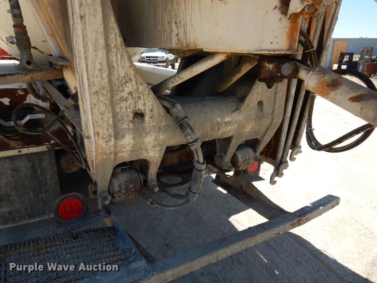 image for item GC9964 2004 Sterling L-Line  ready mix truck