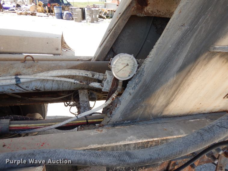 image for item GC9964 2004 Sterling L-Line  ready mix truck