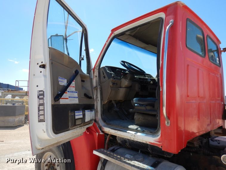 image for item GC9964 2004 Sterling L-Line  ready mix truck