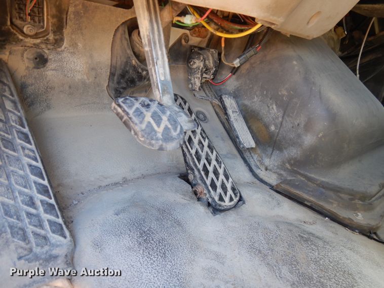 image for item GC9964 2004 Sterling L-Line  ready mix truck