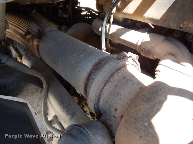 image for item GC9964 2004 Sterling L-Line  ready mix truck