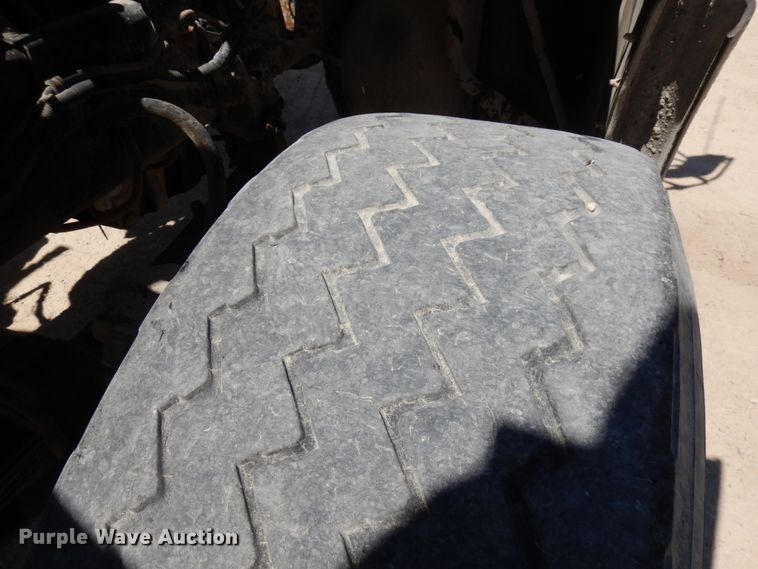 image for item GC9964 2004 Sterling L-Line  ready mix truck