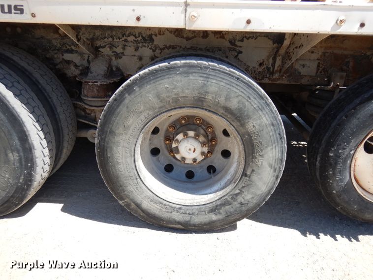 image for item GC9964 2004 Sterling L-Line  ready mix truck