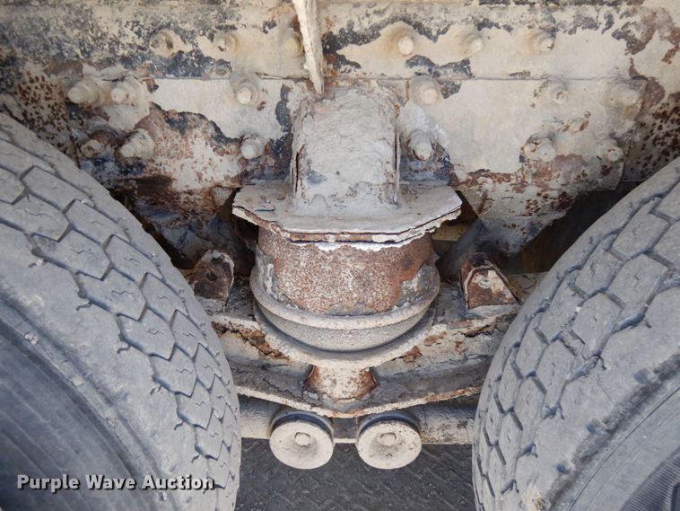 image for item GC9964 2004 Sterling L-Line  ready mix truck