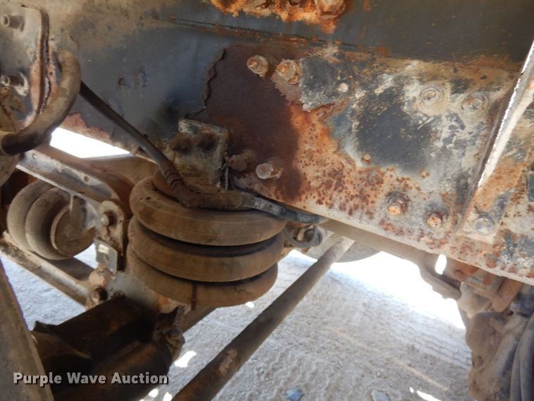 image for item GC9964 2004 Sterling L-Line  ready mix truck