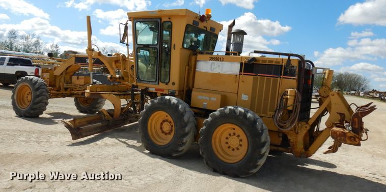 image for item GC9965 1996 Caterpillar 140H  motor grader