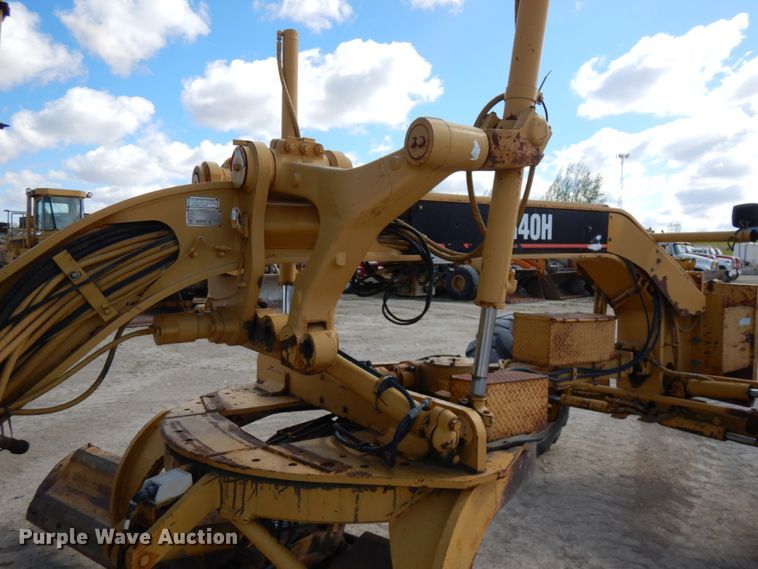 image for item GC9965 1996 Caterpillar 140H  motor grader