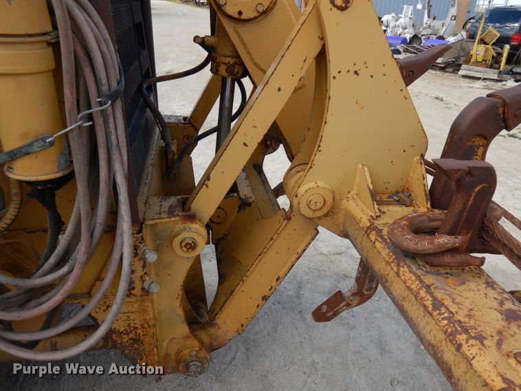 image for item GC9965 1996 Caterpillar 140H  motor grader