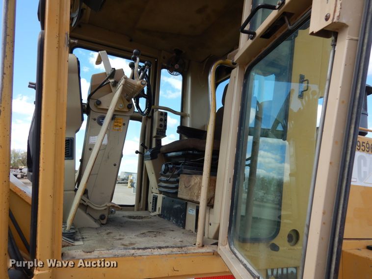 image for item GC9965 1996 Caterpillar 140H  motor grader