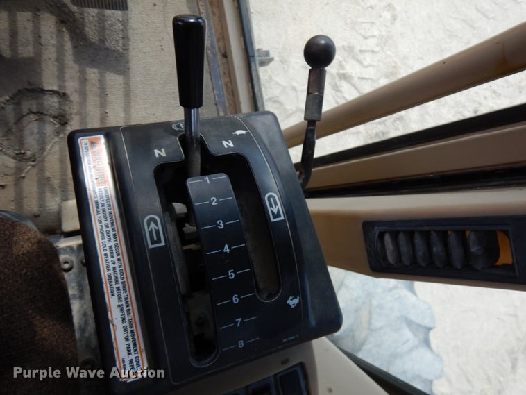 image for item GC9965 1996 Caterpillar 140H  motor grader