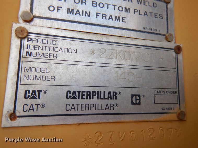 image for item GC9965 1996 Caterpillar 140H  motor grader