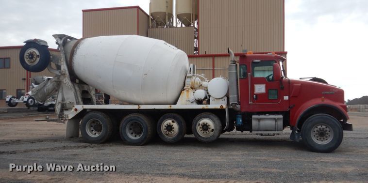 image for item HI9801 2003 Kenworth W900  ready mix