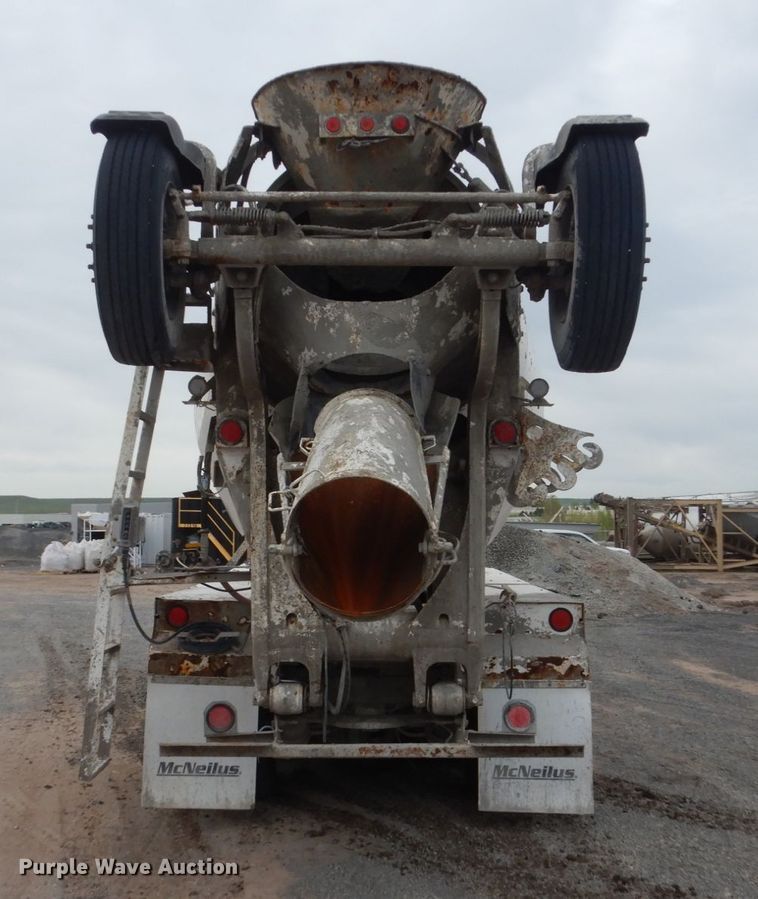 image for item HI9801 2003 Kenworth W900  ready mix