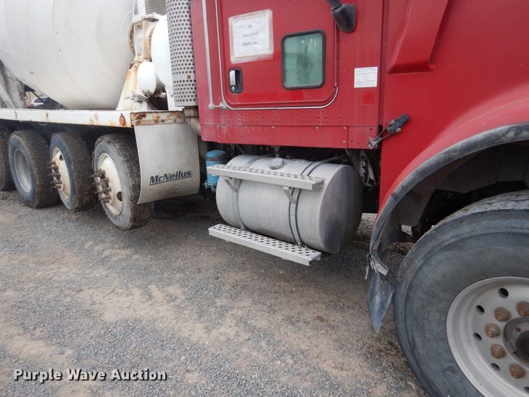 image for item HI9801 2003 Kenworth W900  ready mix