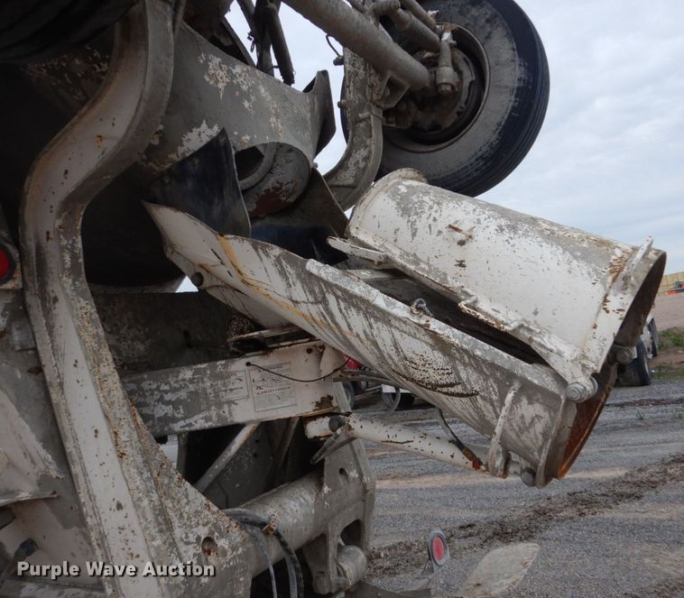 image for item HI9801 2003 Kenworth W900  ready mix