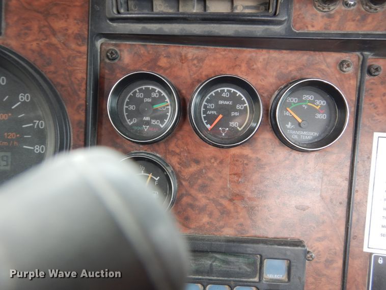 image for item HI9801 2003 Kenworth W900  ready mix