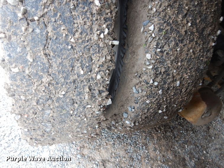 image for item HI9801 2003 Kenworth W900  ready mix