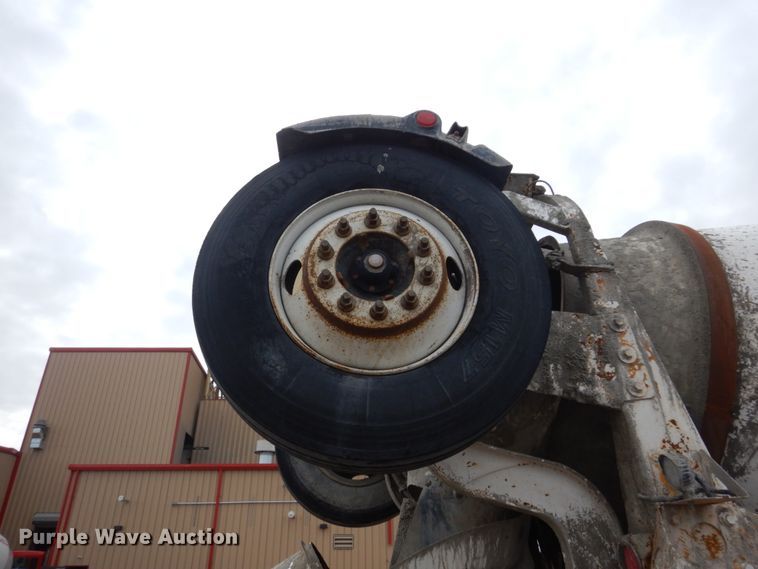 image for item HI9801 2003 Kenworth W900  ready mix