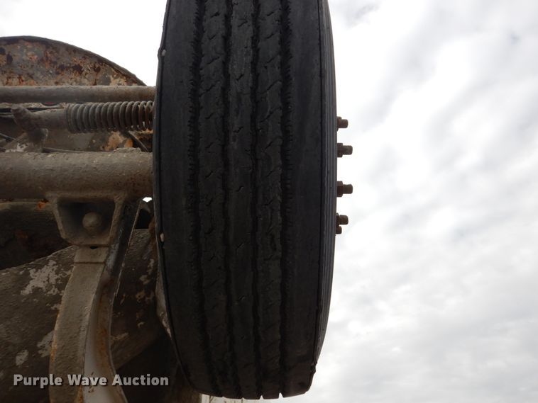 image for item HI9801 2003 Kenworth W900  ready mix