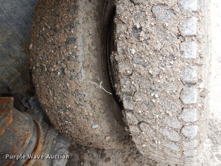 image for item HI9801 2003 Kenworth W900  ready mix