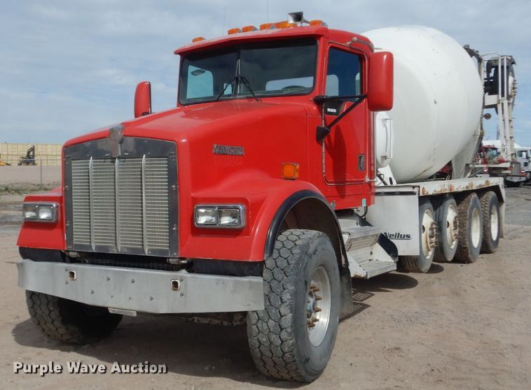 image for item HI9803 2000 Kenworth W900  ready mix