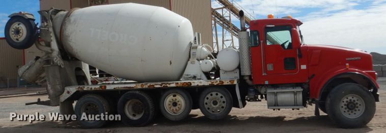 image for item HI9803 2000 Kenworth W900  ready mix