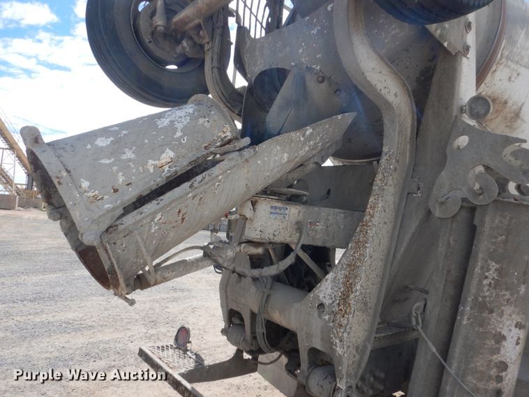 image for item HI9803 2000 Kenworth W900  ready mix