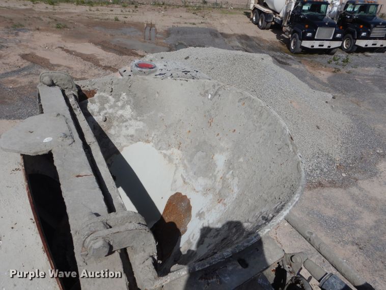 image for item HI9803 2000 Kenworth W900  ready mix