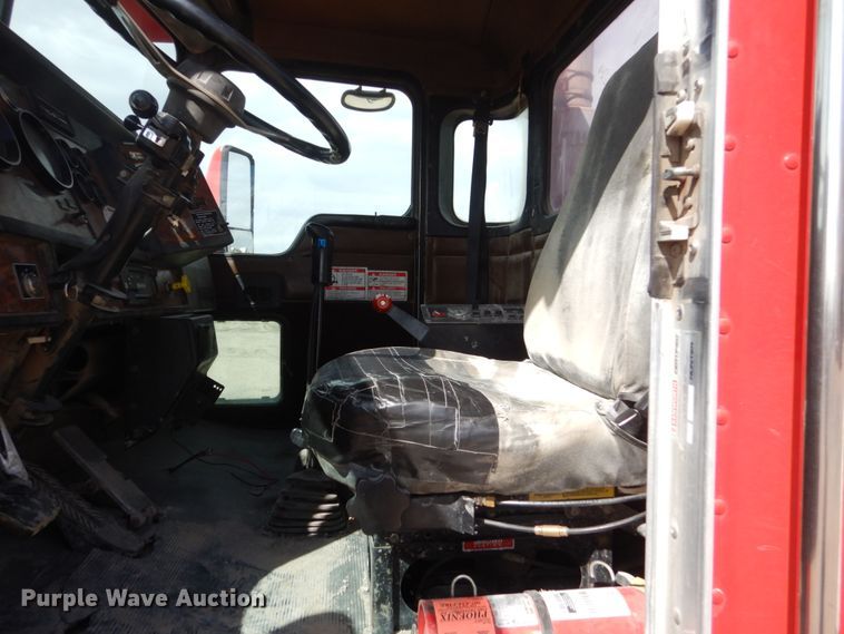 image for item HI9803 2000 Kenworth W900  ready mix