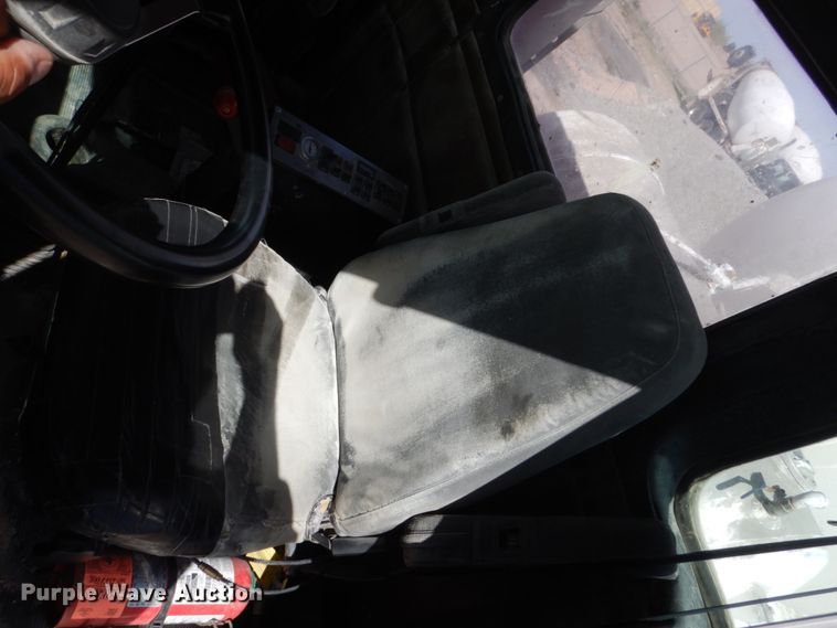 image for item HI9803 2000 Kenworth W900  ready mix