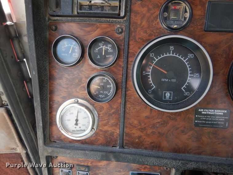 image for item HI9803 2000 Kenworth W900  ready mix