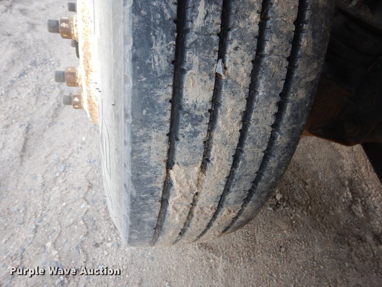 image for item HI9803 2000 Kenworth W900  ready mix