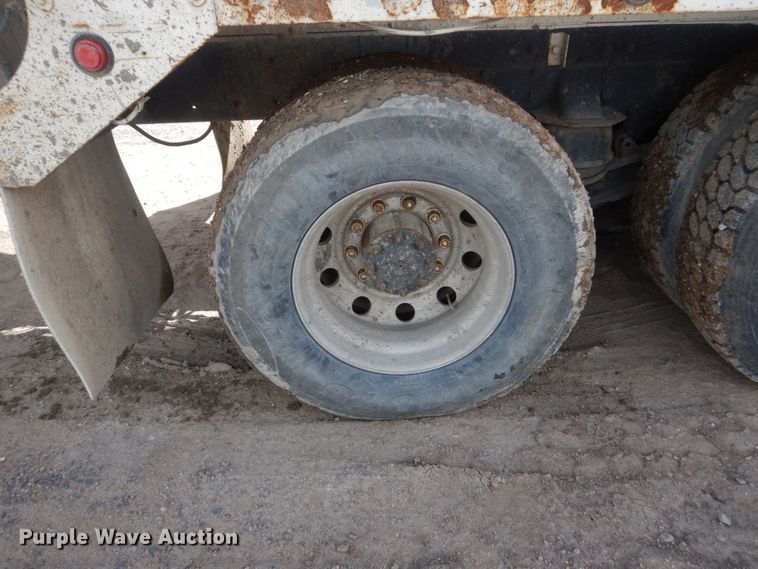 image for item HI9803 2000 Kenworth W900  ready mix