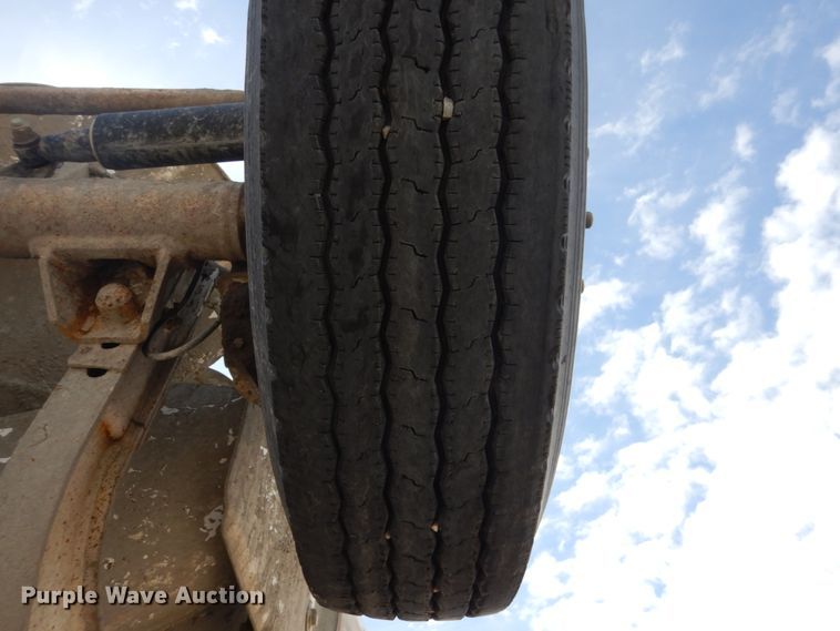 image for item HI9803 2000 Kenworth W900  ready mix