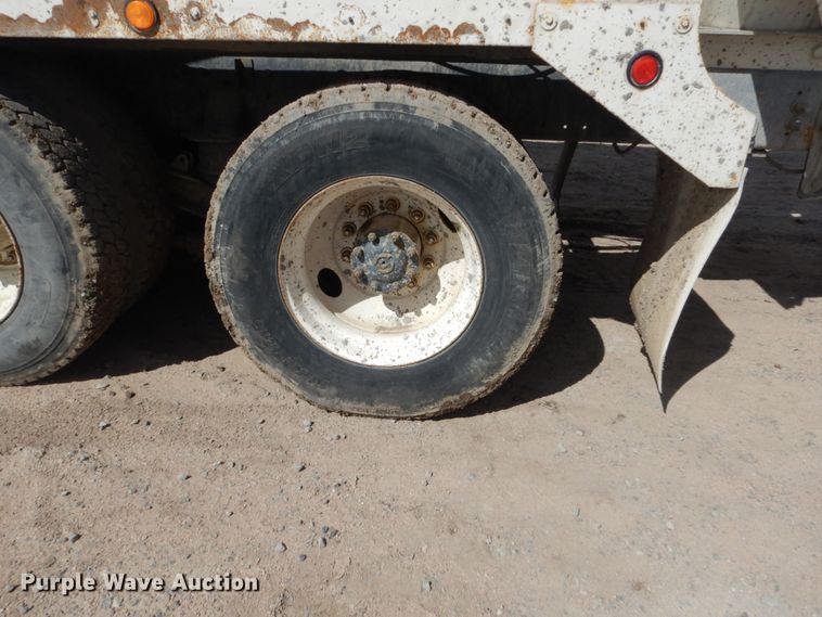 image for item HI9803 2000 Kenworth W900  ready mix