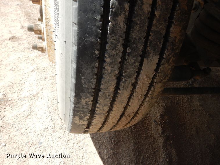 image for item HI9803 2000 Kenworth W900  ready mix