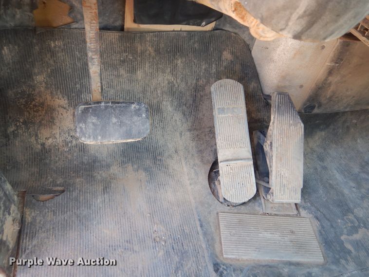 image for item HI9805 1999 Mack RD690S  ready mix