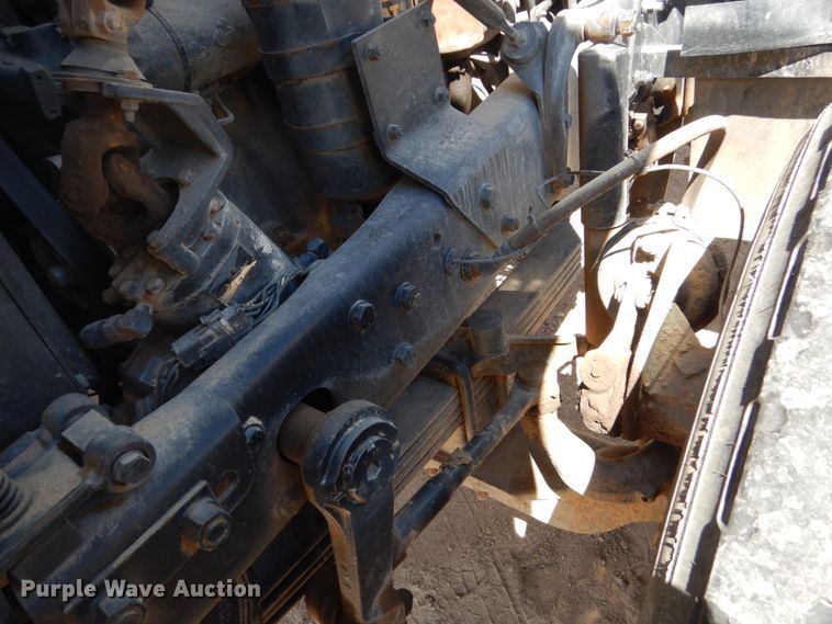 image for item HI9805 1999 Mack RD690S  ready mix