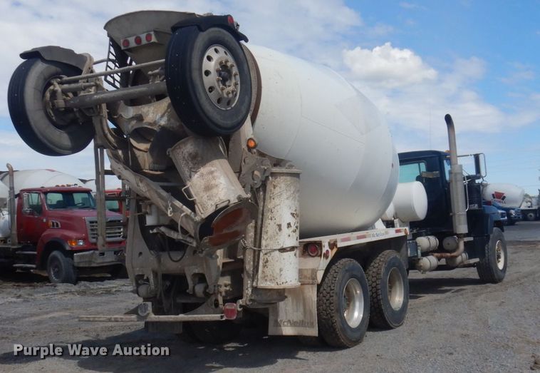 image for item HI9806 2001 Mack RB690S  ready mix truck