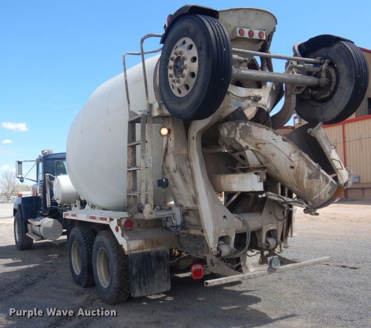 image for item HI9806 2001 Mack RB690S  ready mix truck