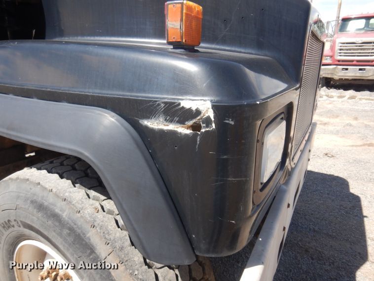 image for item HI9806 2001 Mack RB690S  ready mix truck