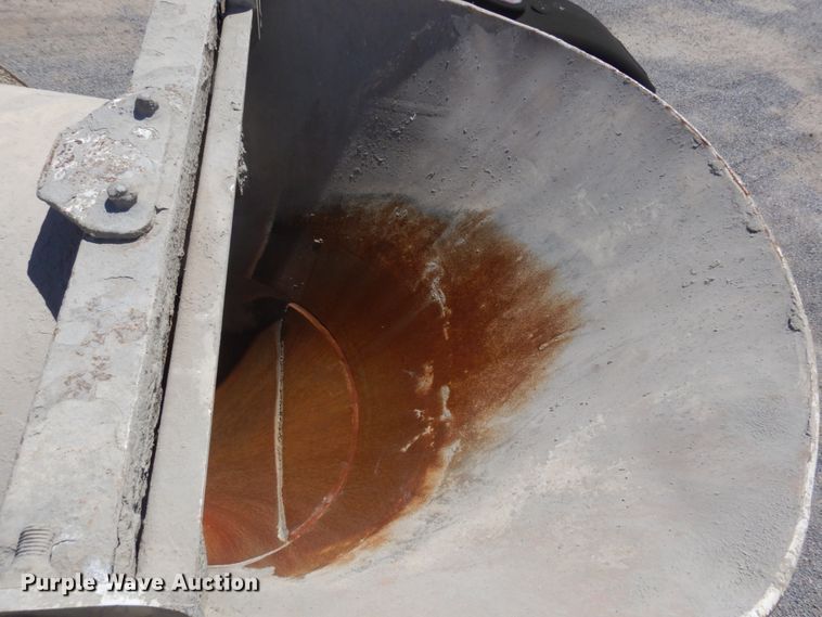 image for item HI9806 2001 Mack RB690S  ready mix truck