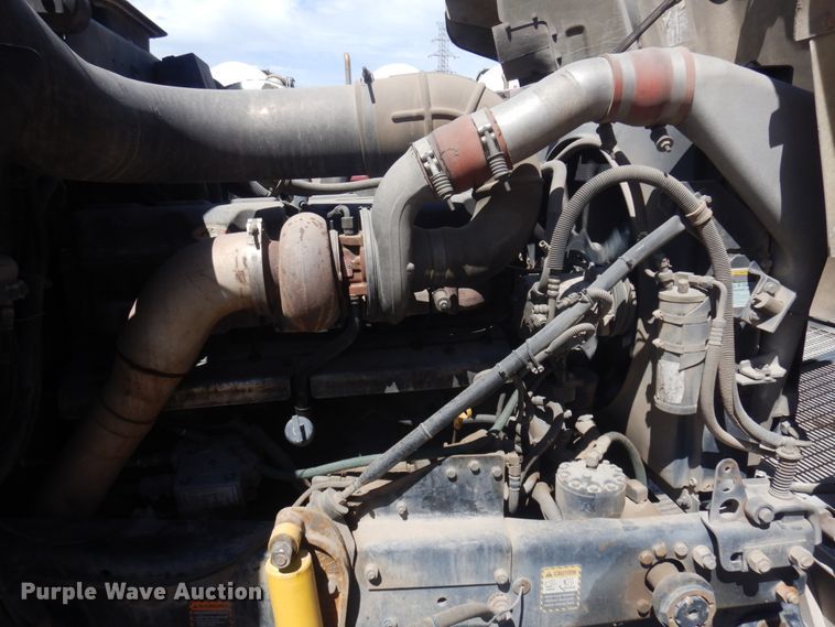 image for item HI9806 2001 Mack RB690S  ready mix truck