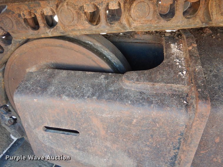 image for item HI9807 2006 John Deere 200C LC  excavator